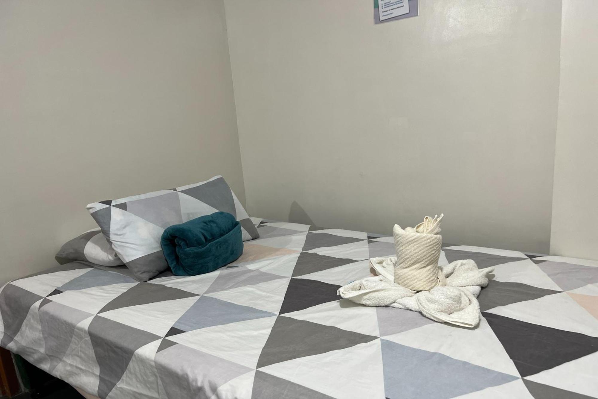 Happy Grey Hotel Vigan Esterno foto