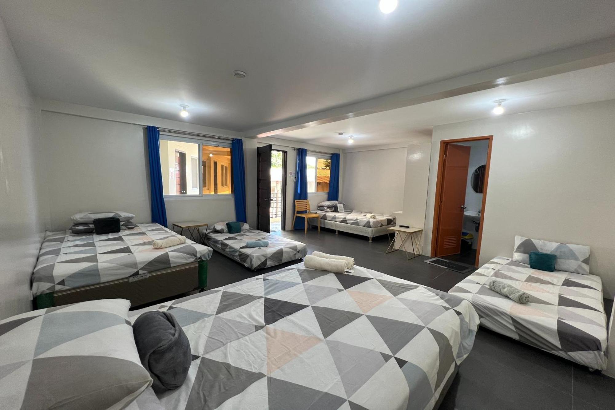 Happy Grey Hotel Vigan Esterno foto